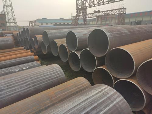 Large seamless steel pipe